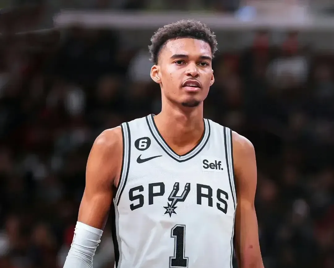 关于马刺主场力克老鹰,德罗赞全场得分独造分的信息 关于马刺主场力克老鹰,德罗赞全场得分独造分的信息