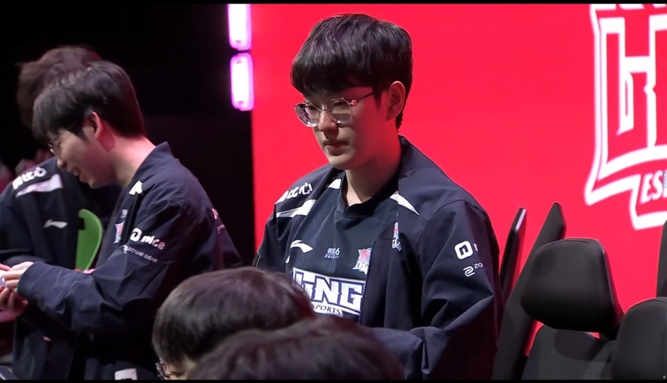 关于EDG战胜IG,Scout中路完美发挥的信息 关于EDG战胜IG,Scout中路完美发挥的信息