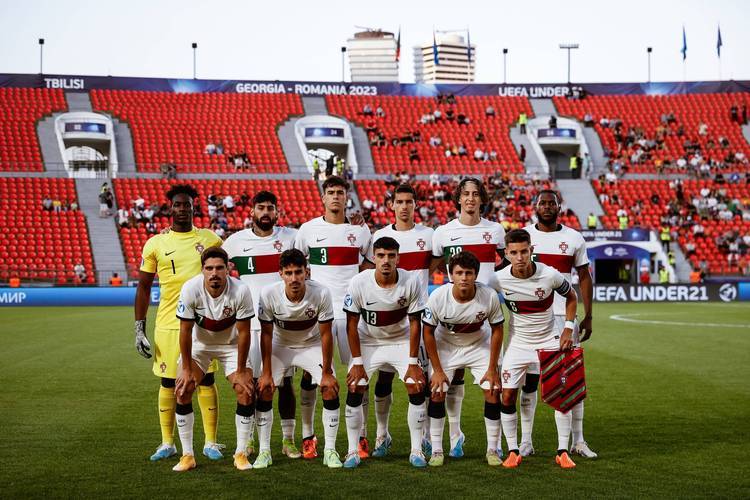 世界女子足球最新一轮比赛，悬念丛生