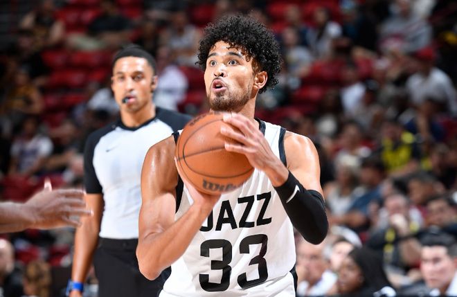 爵士队主场告捷,融依新星登场惊艳!的简单介绍 爵士队主场告捷,融依新星登场惊艳!的简单介绍