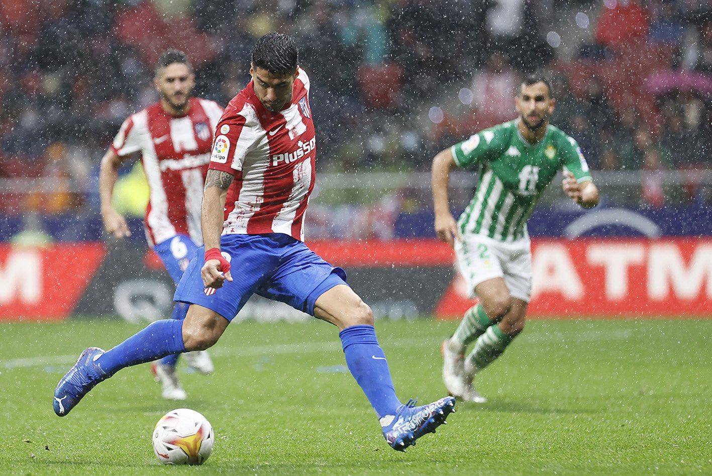 包含拜仁轻取马竞，凯恩补时绝平西甲的词条