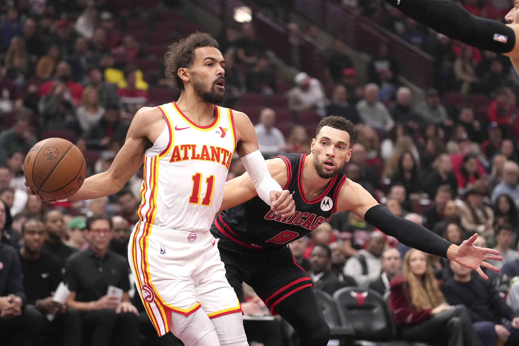 公牛主场不敌骑士，拉文独得分