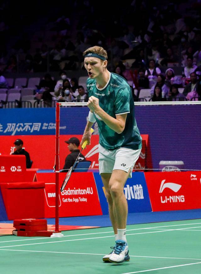 法国羽毛球队鏖战中国羽毛球队，安赛龙爆发神勇的简单介绍