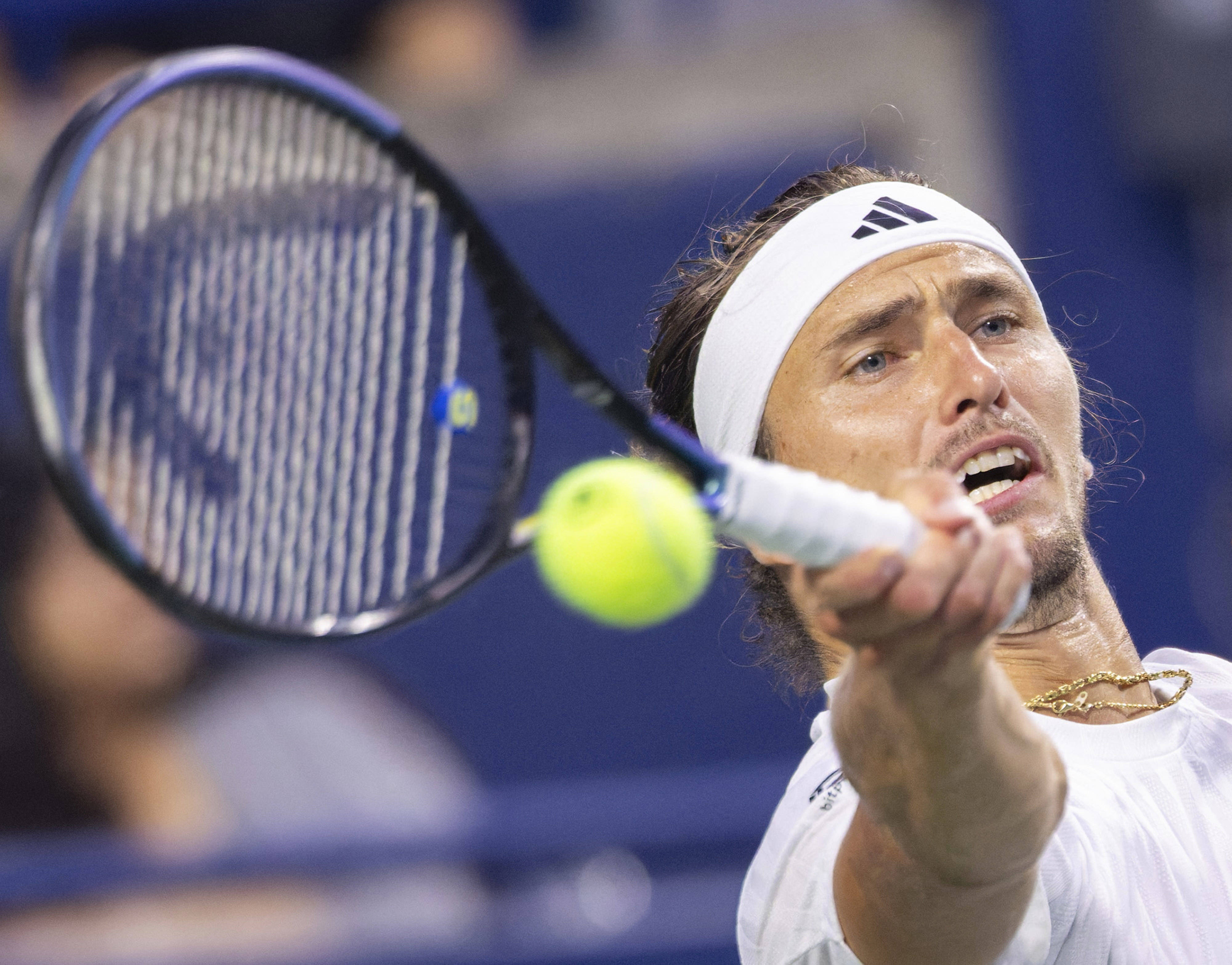 澳大利亚网球队绝杀法国网球队，兹维列夫打破历史纪录的简单介绍