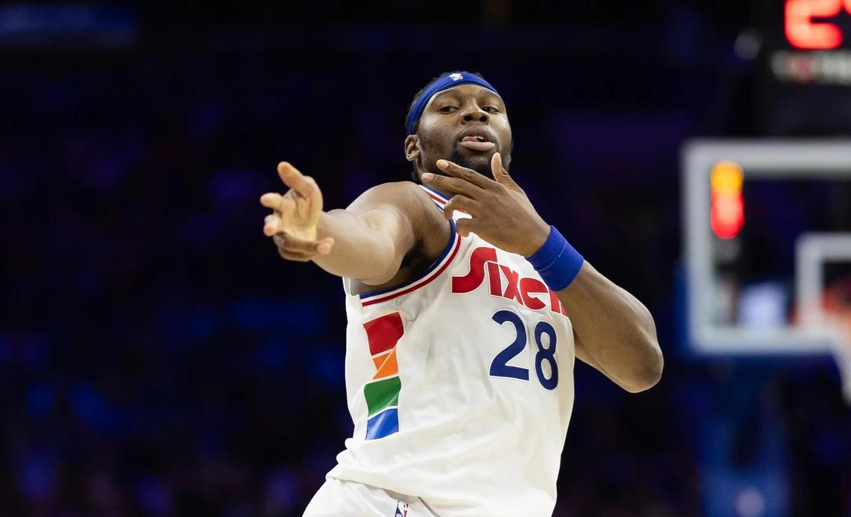 西班牙男篮险胜76人，米切尔送出助攻