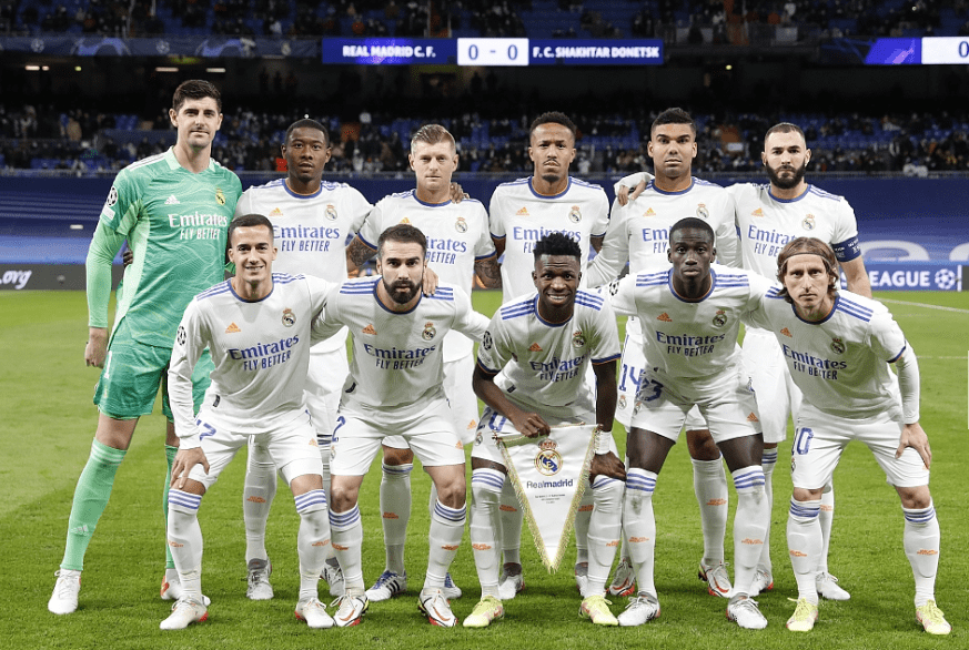 AC米兰险胜巴黎，卡塞米罗扛起全队