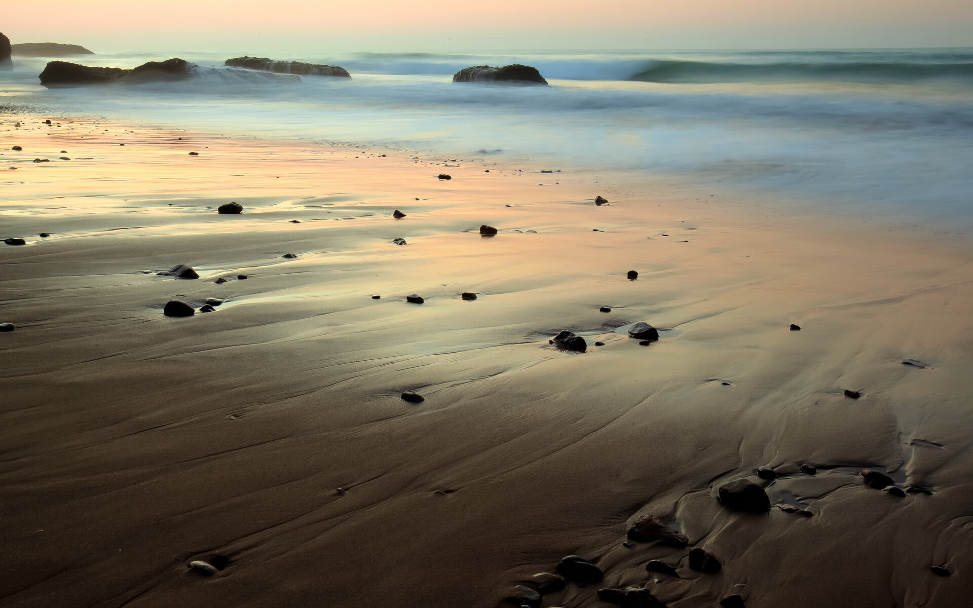 武战维奇硬仗之王，湖人战术压制国王的篮球智慧与对决启示