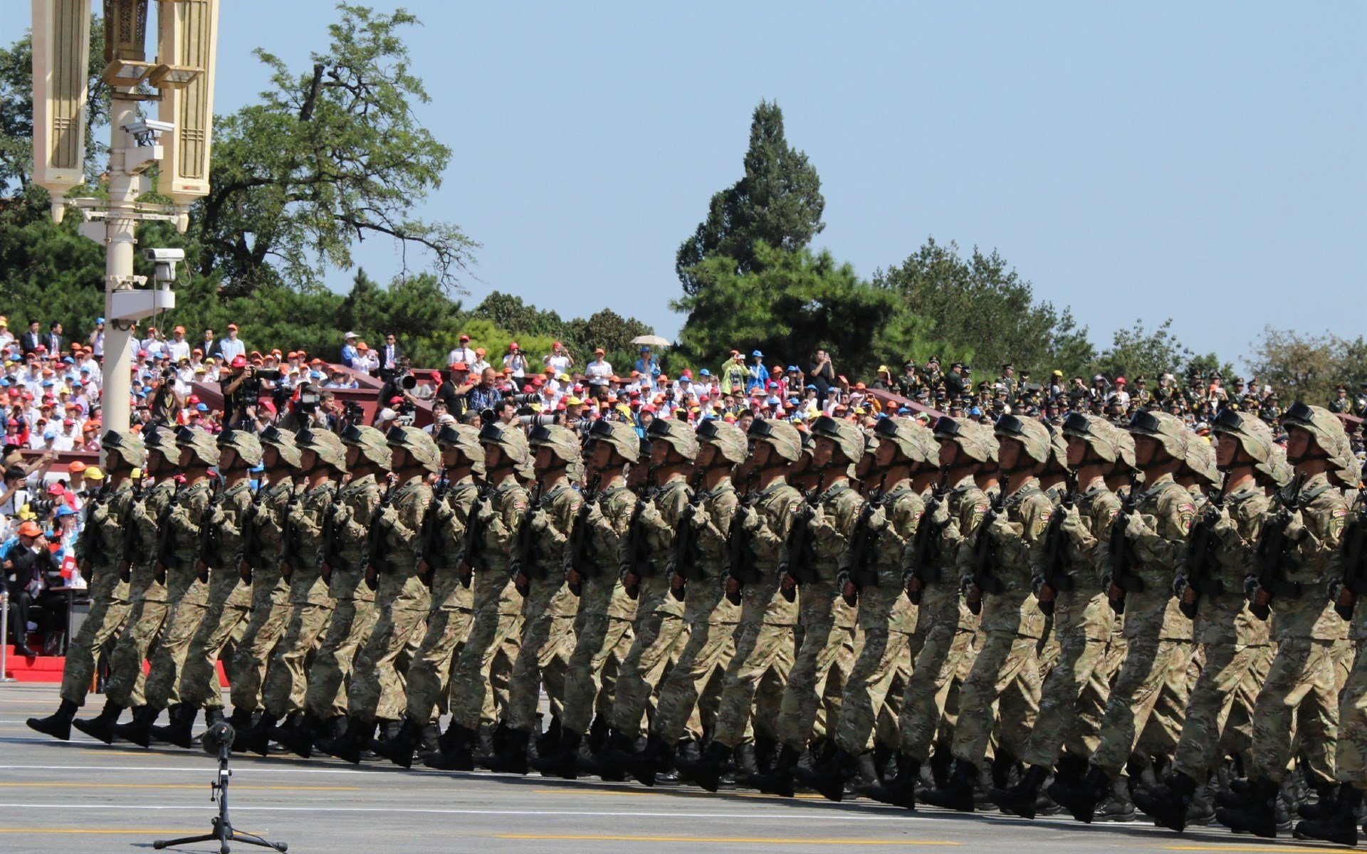 世俱杯奖金-压哨绝杀！瑞士惊险击败尼斯，克瓦拉茨赫利亚一球封神