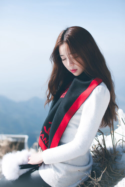 世俱杯-活塞对阵雷霆,范弗利特比赛走势一手掌控