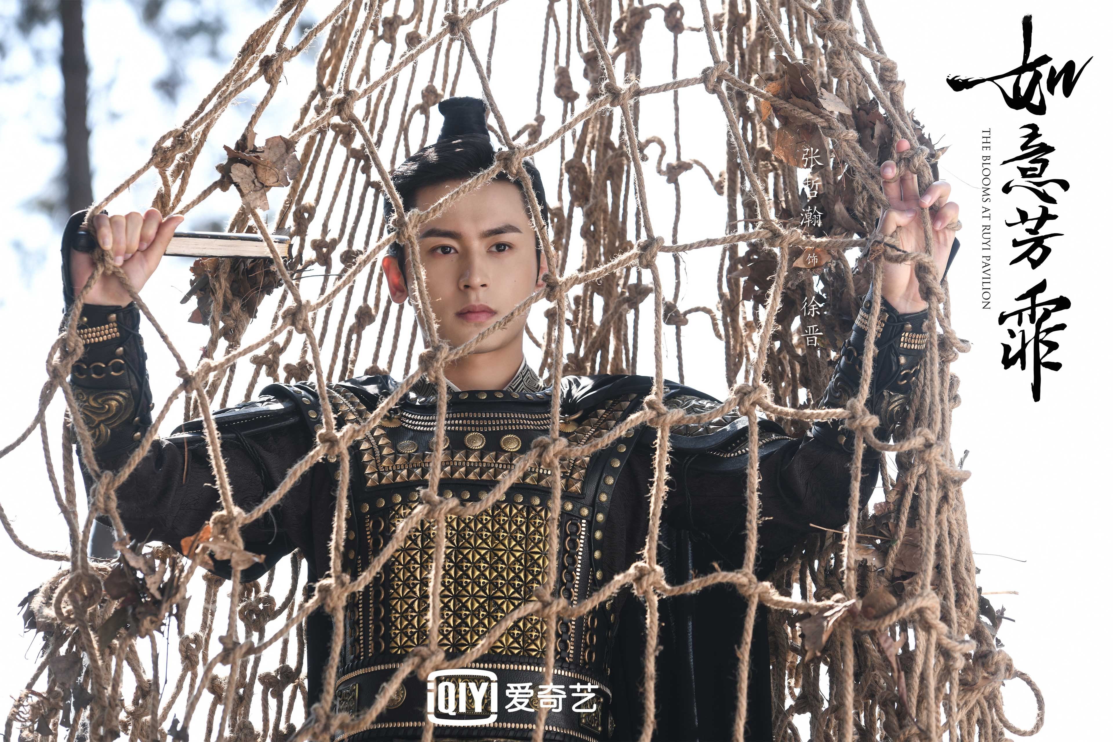 世俱杯赛程-克瓦拉茨赫利亚的魔法VS皇家社会的机器，个人英雄主义与团队铁律的时代交锋